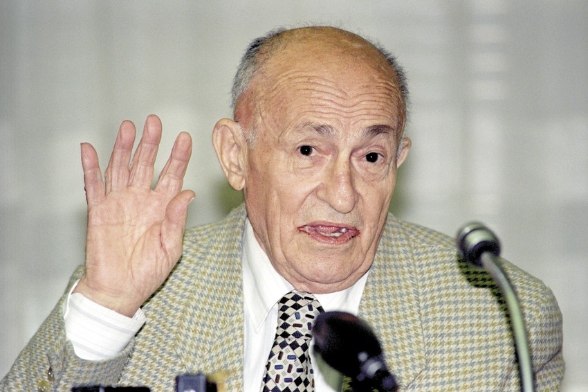 Superdeka: Dragoslav Avramović, bivši guverner NBJ, lansirao je u opticaj novi dinar, koji je u startu imao istu vrednost kao nemačka marka