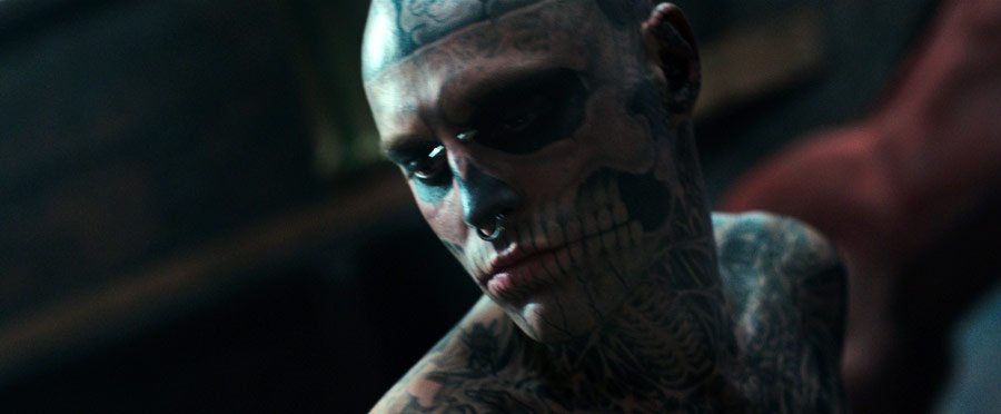 Rick Genest jako Brygadzista w filmie "47 roninów"