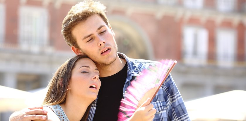 Upały znowu atakują! Jest jeden prosty test, który sprawdzi, czy się już nie odwadniasz!