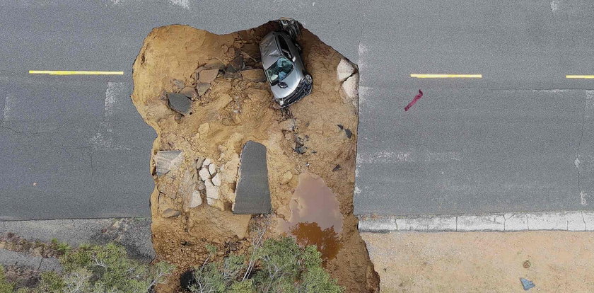 W Los Angeles zapadła się ziemia. 5-metrowa dziura pochłonęła 2 samochody, przez co czwórka ludzi była uwięziona pod ziemią
