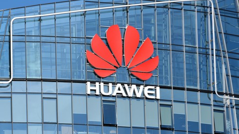 Sprzedaż chińskiego Huawei przekroczyła w 2018 r. poziom 100 mld dolarów