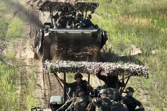 OTVARA SE SEVERNI FRONT?! Još jedna zemlja ulazi u sukob u Ukrajini, otkriveno 5 dokaza koji lede krv u žilama: Sledi fatalni UDAR SA LEĐA