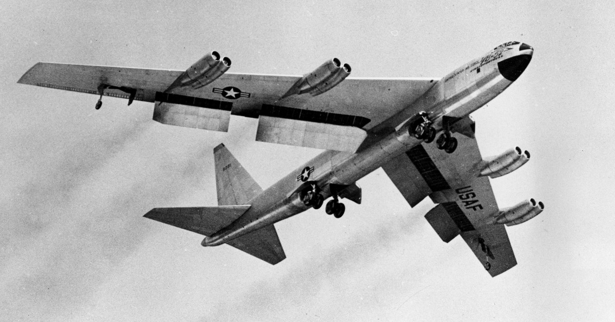 USA przeprowadziło próby ataku bombowcem nuklearnym przy granicy z Rosją. Jak zareaguje Putin?