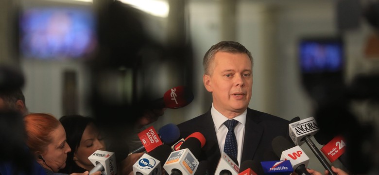 "Jarosław Kaczyński wyznaje starą marksistowską zasadę". Tomasz Siemoniak o szefie PiS