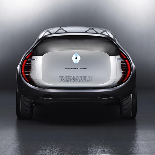 Zamiast lusterek są kamery, które na ekranie pokazują, co dzieje się za autem