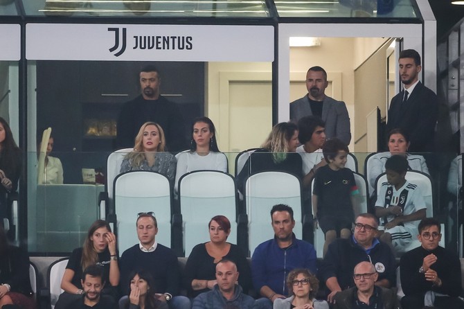 Ivana i Georgina Rodrigez na utakmici Juventusa za koji igra Ronaldo 2018. godine