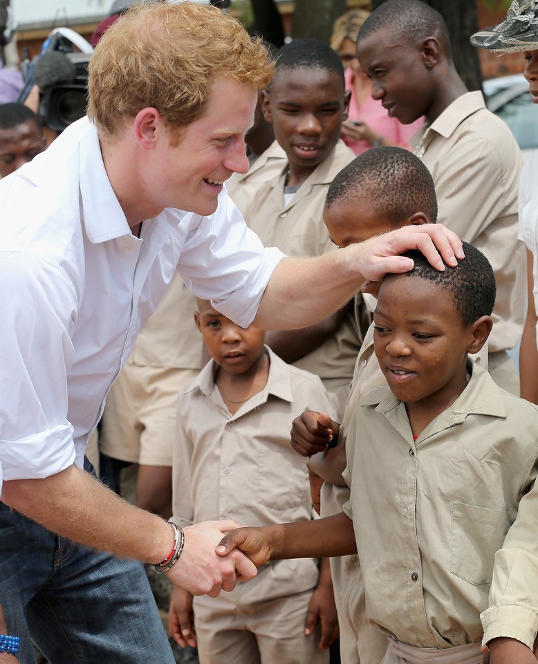 Książe Harry odwiedził dzieci w Lesotho