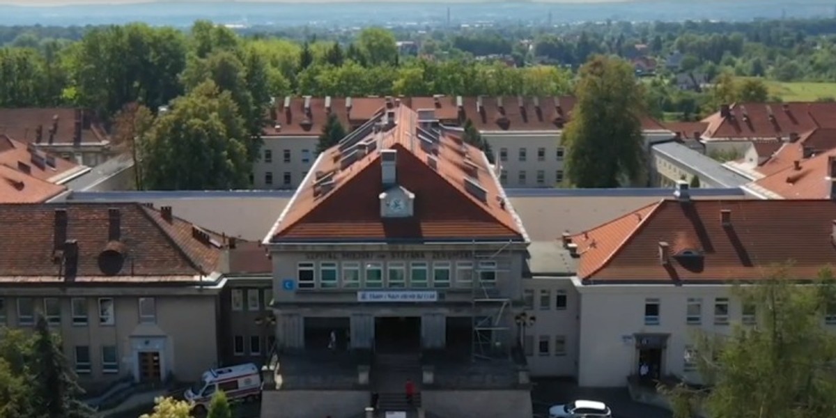 Czy lekarz ze szpitala w Krakowie bierze leki narkotyczne?