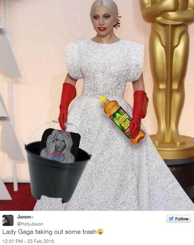 Lady Gaga królową oscarowych memów