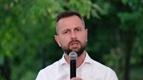 Dwukadencyjność na razie zostanie. Do zgody ciągle daleko