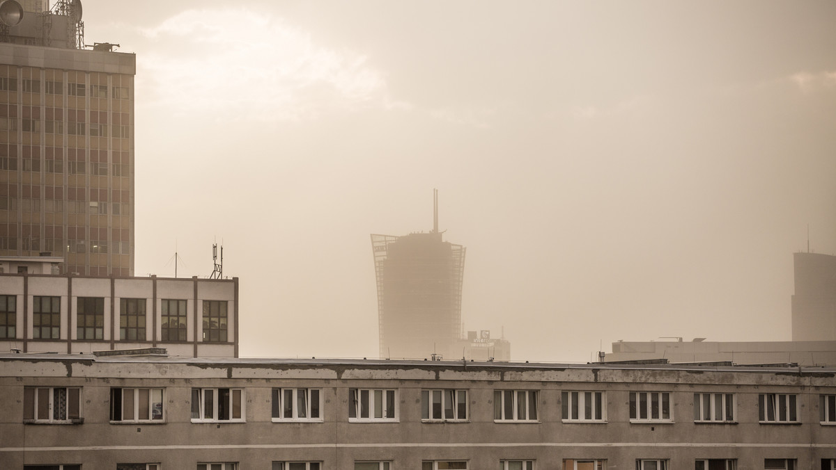 Burza piaskowa nad Polską. Czy jest się czego obawiać? 