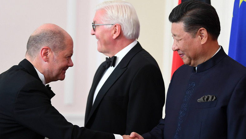 Olaf Scholz, Xi Jinping i Frank-Walter Steinmeier