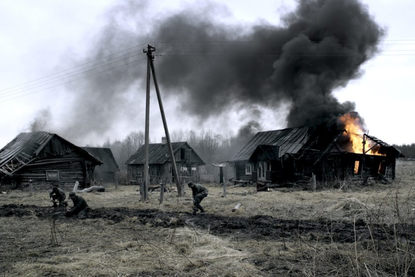 Żołnierze AK pozywają ZDF za serial "Nasze matki, nasi ojcowie"