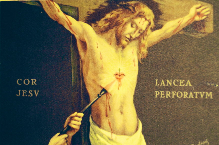 Przebicie Jezusa włócznią to jeden z najpopularniejszych motywów sztuki sakralnej. Fot. Divine Incarnate