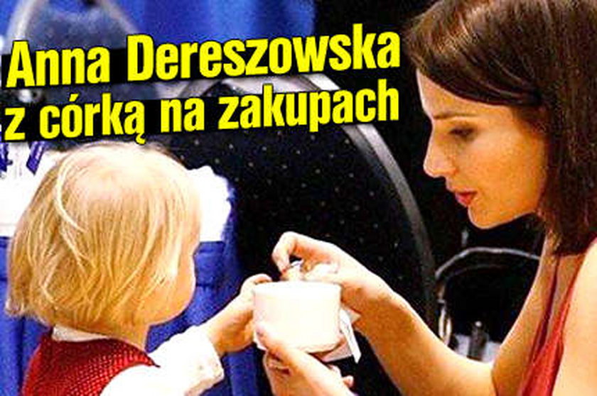 Anna Dereszowska z córką na zakupach