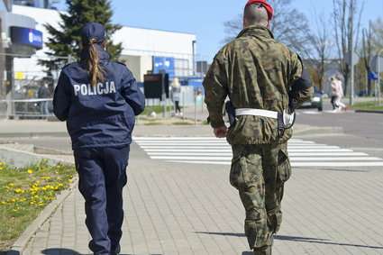 Więcej kontroli na siłowniach. Żołnierze pomagają policjantom