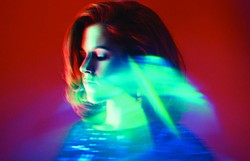 Katy B zrzuciła z tronu Ellie Goulding