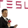 Elon Musk chce zwolnić 10 tys. pracowników Tesli. Ma "superzłe przeczucia"