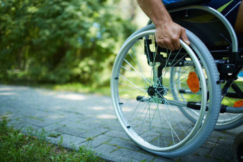 niepełnosprawni inwalida wózek inwalidzki