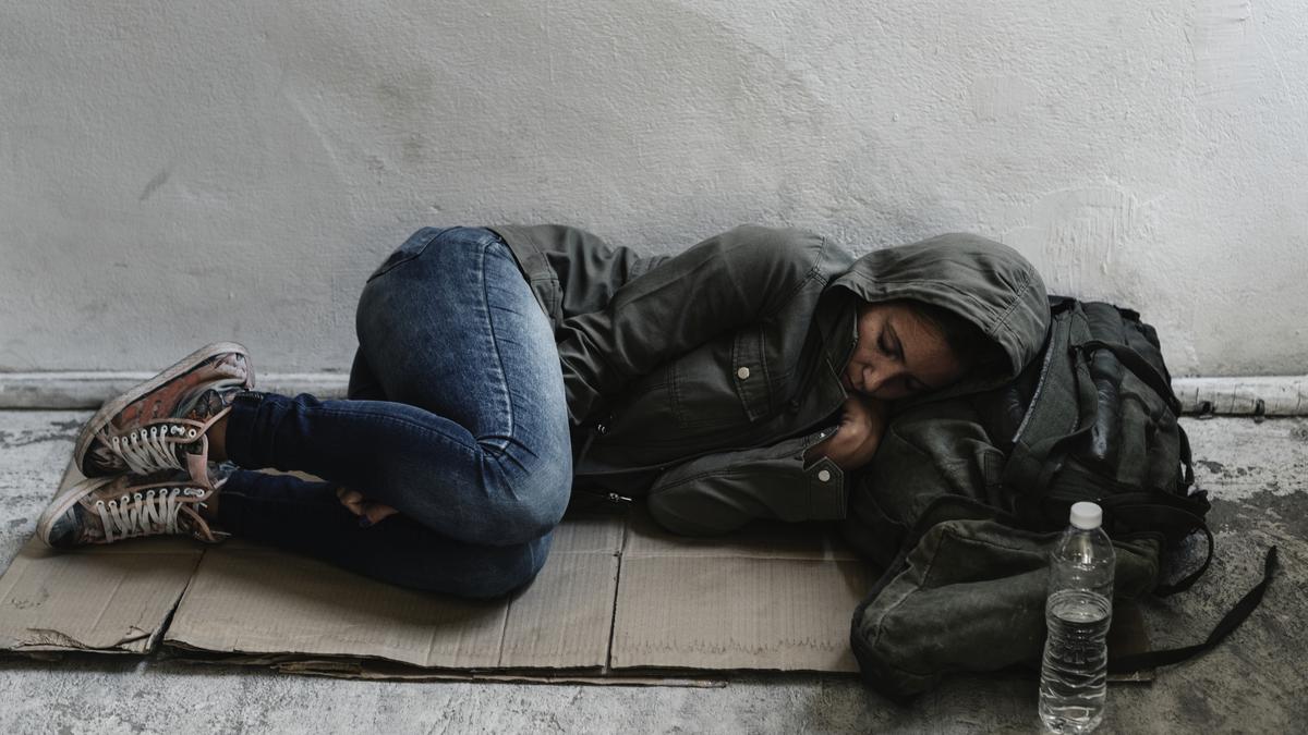 A hajléktalanság eleve egy nehéz és terhelt szituáció, de miben különbözik a nők élményanyaga a férfiakétól? 