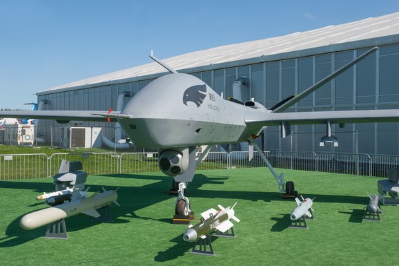 (FOTO, VIDEO) KINA LANSIRALA NAJVEĆI DRON NA SVETU Može da nosi teret od 3,5 tona i ima domet veći od 3.000 kilometara