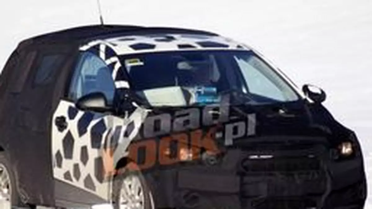 Zdjęcia szpiegowskie: Chevrolet Aveo RS podczas testów zimowych