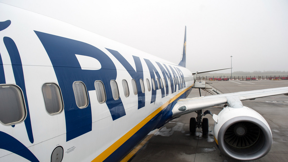 Koronawirus: zakaz lotów. Ryanair poleci z Łodzi do Anglii i Irlandii