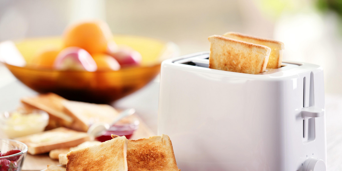 Opiekacze i tostery, czyli sposób na pyszne śniadanie