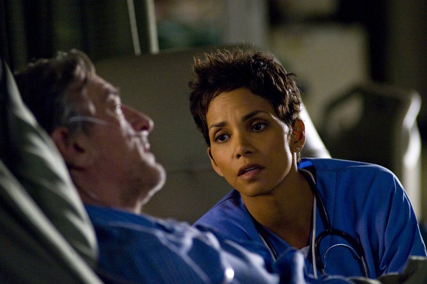 Halle Berry w "Sylwester w Nowym Jorku"