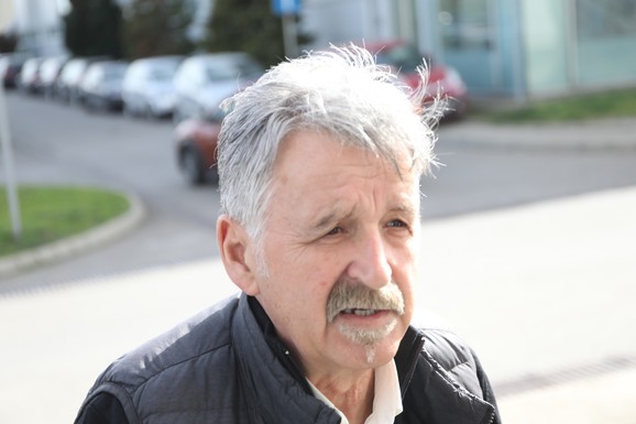 "DOKTOR MI JE REKAO DA IMAM JOŠ 3 GODINE ŽIVOTA" Bosanac progovorio o zdravstvenom problemu i teškoj borbi: "Rekao sam: Zovi hitnu pomoć, gotov sam"