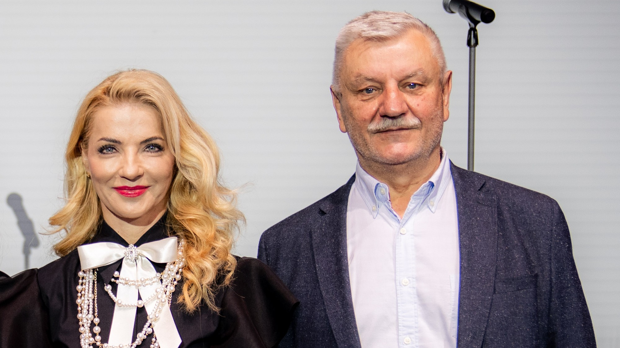 Ministerka kultúry Martina Šimkovičová a predseda Rady STVR Jozef Krošlák.