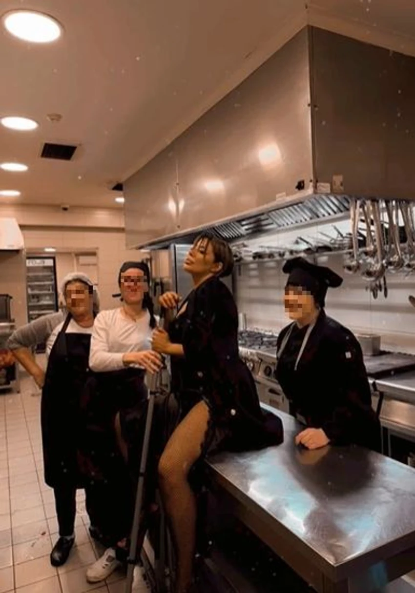 Ana Nikolić, objava