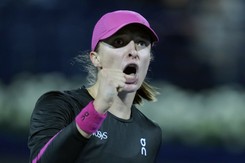 Sensacja! Świątek przegrała z kwalifikantką. Polka ze złości cisnęła rakietą o kort [WIDEO]