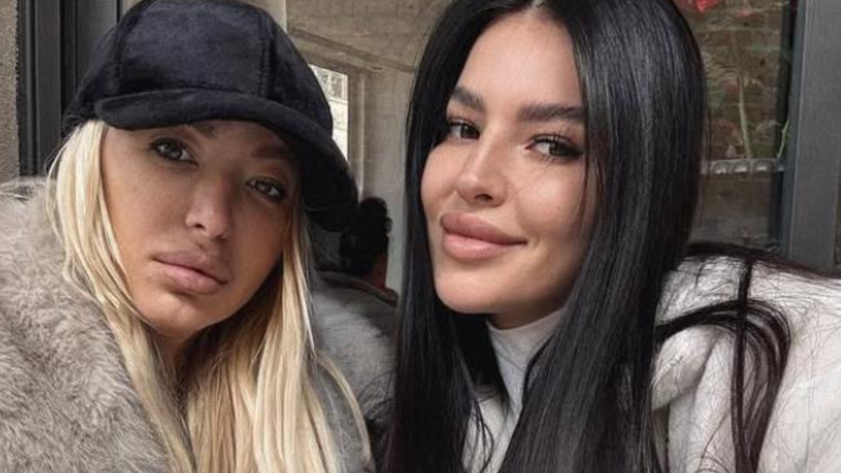 MAJKA ANE RAJKOVIĆ U LJUBAVI SA BIZNISMENOM Isplivali detalji: Njegovo imanje na Kosmaju je pravi raj, a evo kako on izgleda i OD ČEGA ZARAĐUJE (FOTO)