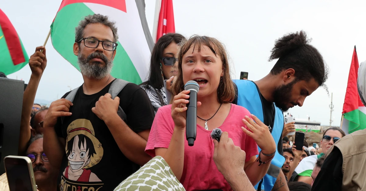 Łódź z Gretą Thunberg zaatakowana bombą z drona. Do sieci wyciekły nagrania