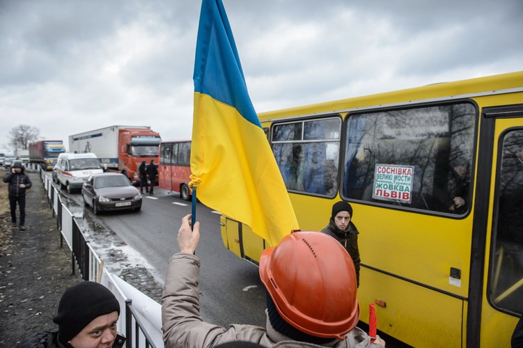 UKRAINA. Smereków. Protest górników i blokada drogi
