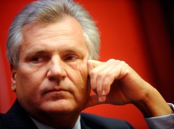 Kwaśniewski zdradzi "Alka" na łożu śmierci