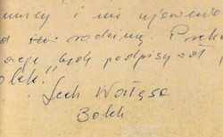 Grafolog podważa w TVP Info autentyczność podpisu Lecha Wałęsy. Strona znika, potem wraca