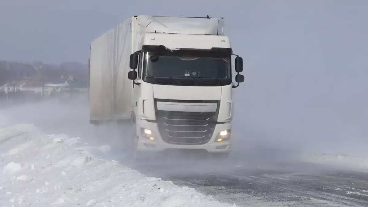 Ciężarówka zimą