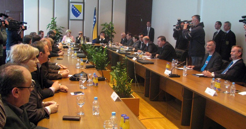 Sastanak parlamentarnih stranaka