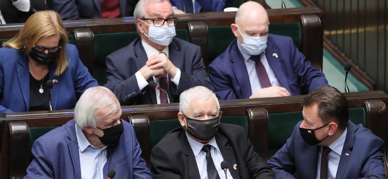 Wojna na Ukrainie. Czy polscy politycy zdali egzamin? SONDAŻ DGP i RMF FM