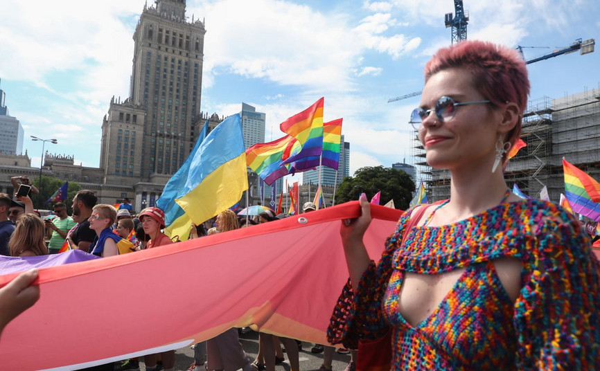 Uczestnicy XXI Parady Równości w Warszawie