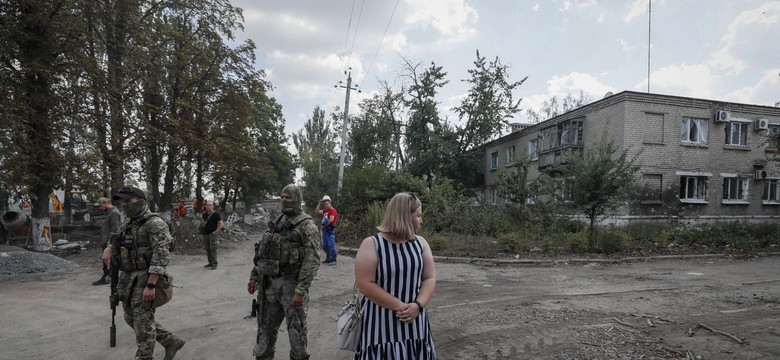 Brytyjskie MON: Ukraina odsuwa rosyjską linię obrony na południu