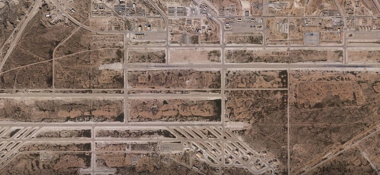 Oto efekty irańskiego ataku na amerykańską bazę w Iraku. ZDJĘCIA SATELITARNE