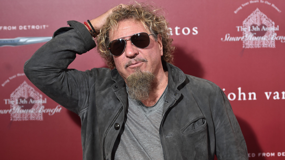 Sammy Hagar, były wokalista zespołu Van Halen, był od wielu lat skłócony z liderem grupy, gitarzystą Eddiem van Halenem. Teraz postanowił zakopać ten topór wojenny.