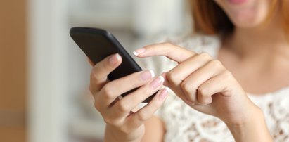 Rzucił pannę młodą w noc poślubną. Przez SMS-y