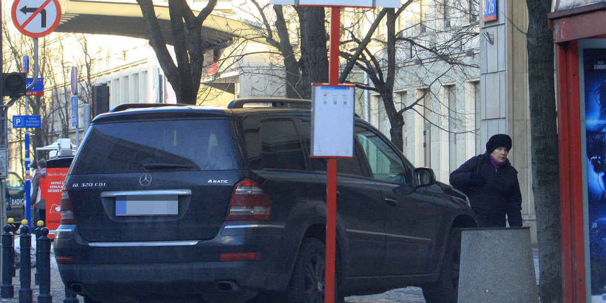Jakub Wawrzyniak nie potrafi parkować
