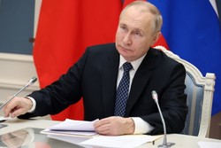 Putin wysłał noworoczne życzenia. "Zaszczycił" nimi tylko dwa kraje NATO...