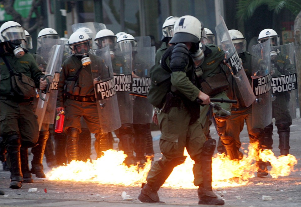 GREECE POLICE GUNFIRE