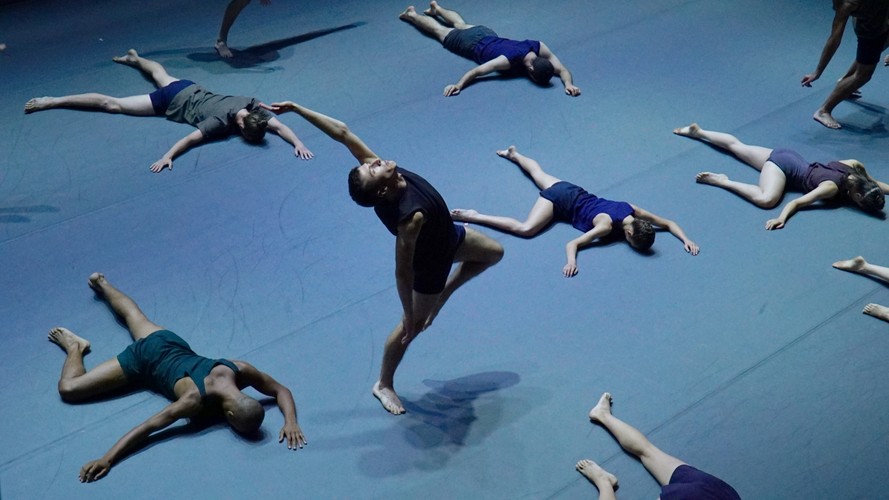 Kadr z filmu 'Mr. Gaga'; fot. Gadi Dagon